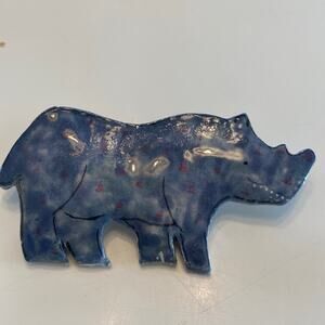 Vintage rhino clay pin